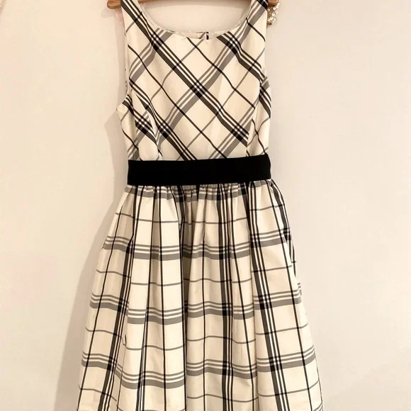 Ralph Lauren | Dresses | Ralph Lauren White Black Plaid Holiday Dress Size 6x | Poshmark Ralph Lauren | Dresses | Ralph Lauren White Black Plaid Holiday Dress Size 6x | Poshmark